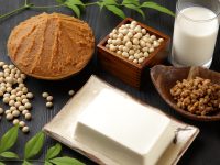 ヘルシーで消化吸収も良い　豆腐・納豆の働きと食べ方【健康をめざす家庭の薬膳】